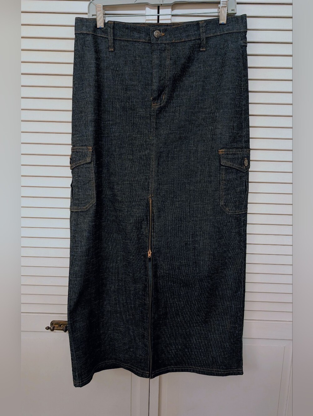 Vintage Cowgirl Denim Midi Skirt. Made In USA - NAVI Brand. Sz L